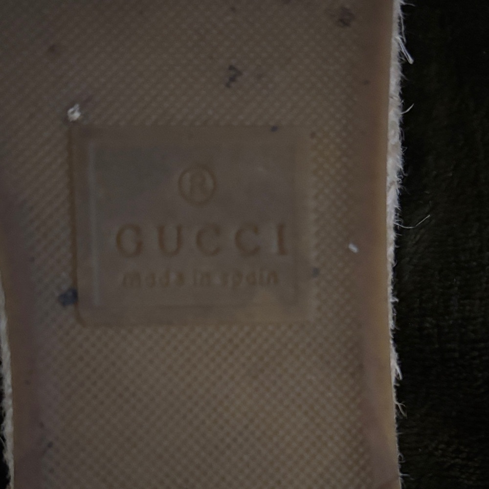Gucci Beige and Brown Monogram Slide Sandals. Comes with original box & dust bag - Picture 6 of 10